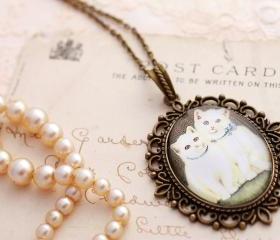 White cat necklace, cat porrtait pendant, glass cat necklace, cute cat necklace, cat lovers gifts