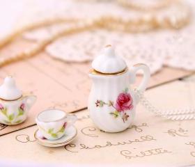 Miniature teapot necklace, Alice in Wonderland necklace, cute girlie necklace, miniature food jewelry, gift for tea lover