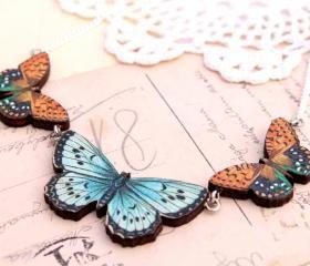 Butterfly charm necklace, woodland butterfly necklace, entomology necklace, nature jewelry, feminine necklace