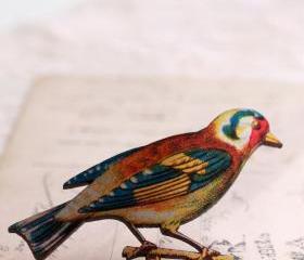 Brown bird brooch, wooden bird brooch, small bird brooch, Goldfinch brooch
